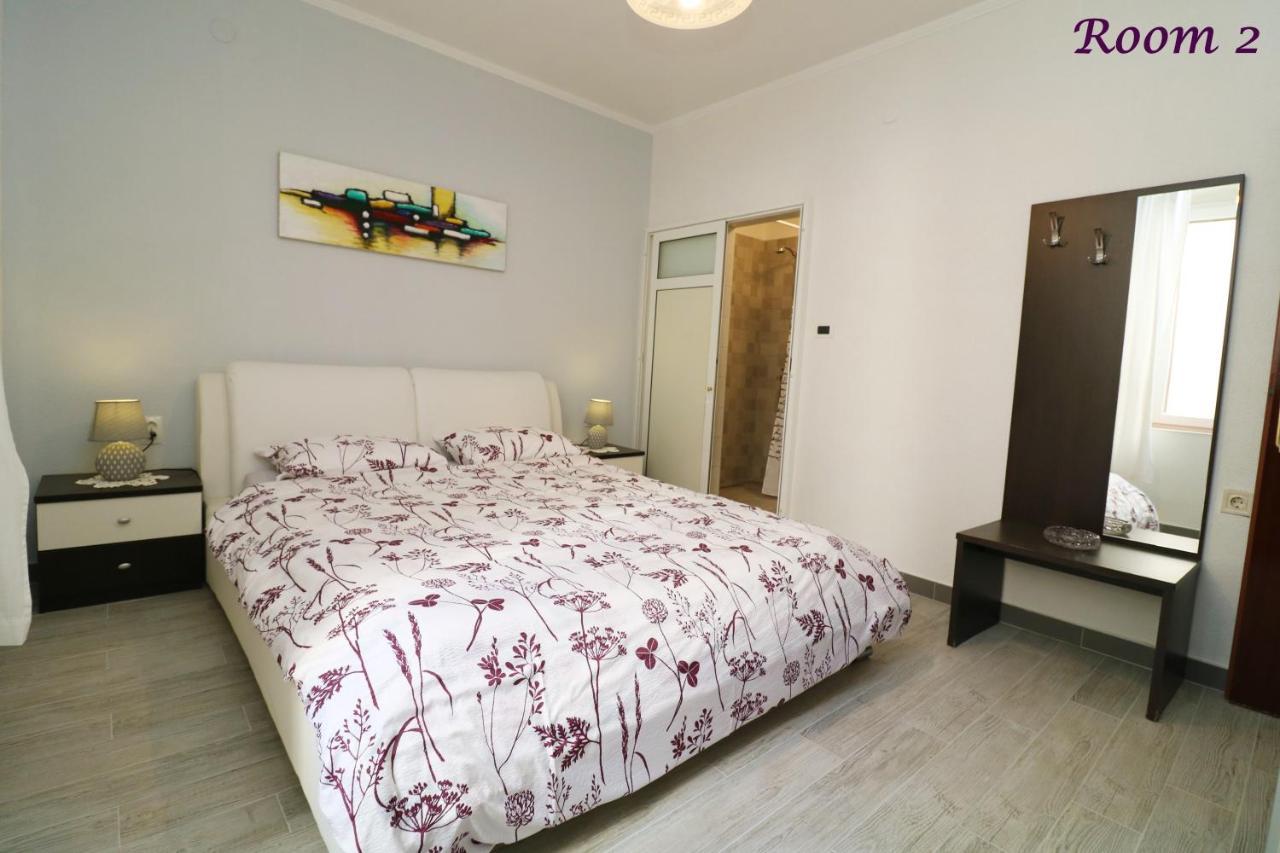 Old Town Rooms And Apartment Poreč Exterior foto